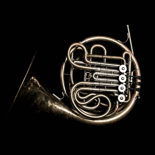 Quelles sont les meilleures techniques pour apprendre à jouer du piano en autodidacte?